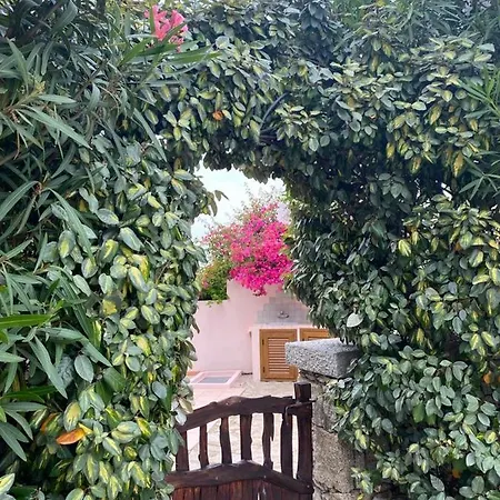 Viletta Bifamiliare Villaggio Baia Vignola Holiday home