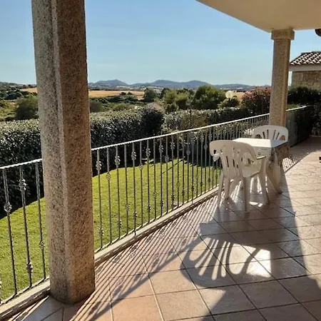 Holiday home Viletta Bifamiliare Villaggio Baia Vignola Aglientu
